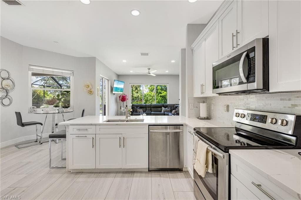 2991 20th Ave NE, Naples, FL 34120-8