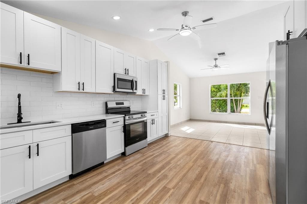 5309 Warren St, Naples, FL 34113-9
