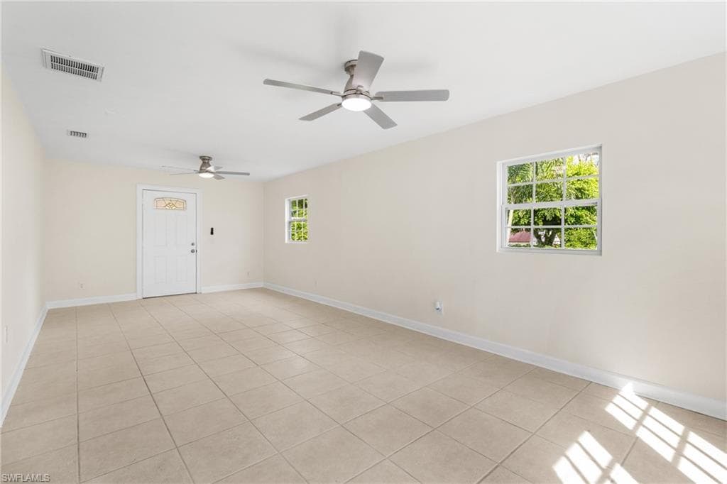 5309 Warren St, Naples, FL 34113-13