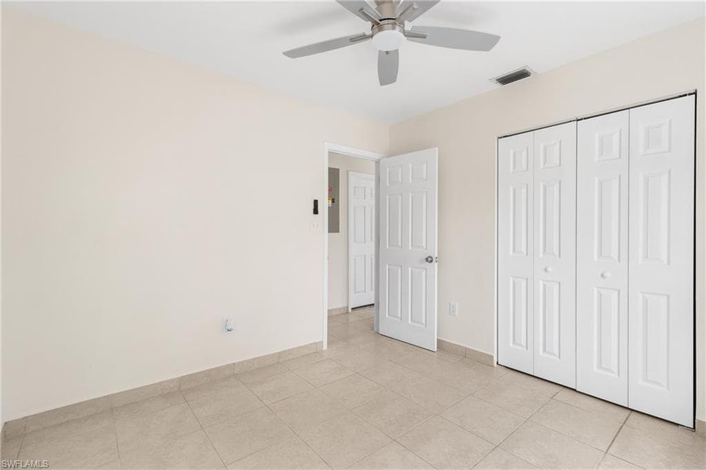 5309 Warren St, Naples, FL 34113-19