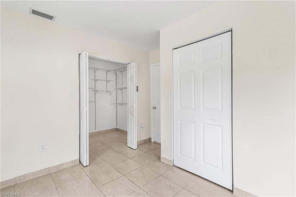 5309 Warren St, Naples, FL 34113-29