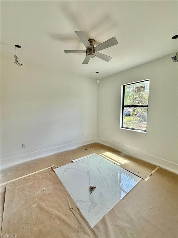 3780 6th Ave SE, Naples, FL 34117-16