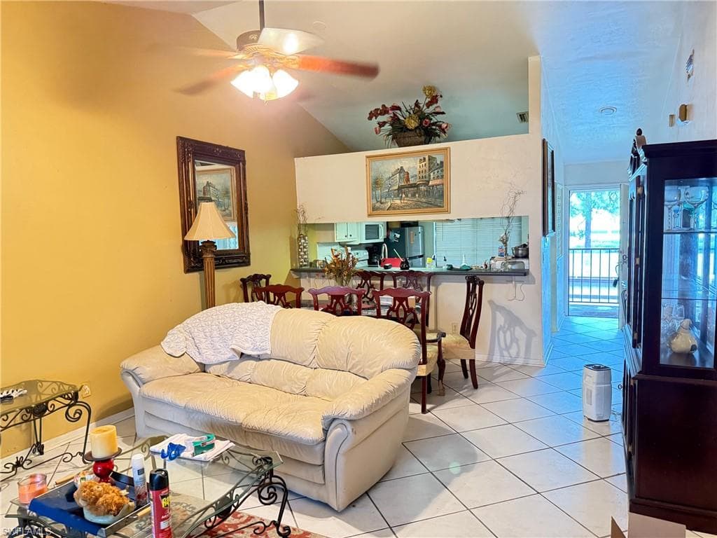 5809 Rattlesnake Hamm Rd 201, Naples, FL 34113-14