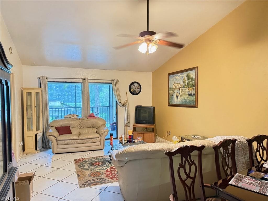 5809 Rattlesnake Hamm Rd 201, Naples, FL 34113-15