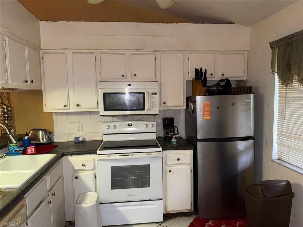 5809 Rattlesnake Hamm Rd 201, Naples, FL 34113-21