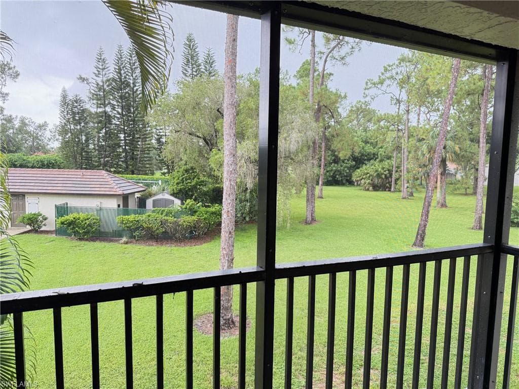 5809 Rattlesnake Hamm Rd 201, Naples, FL 34113-8