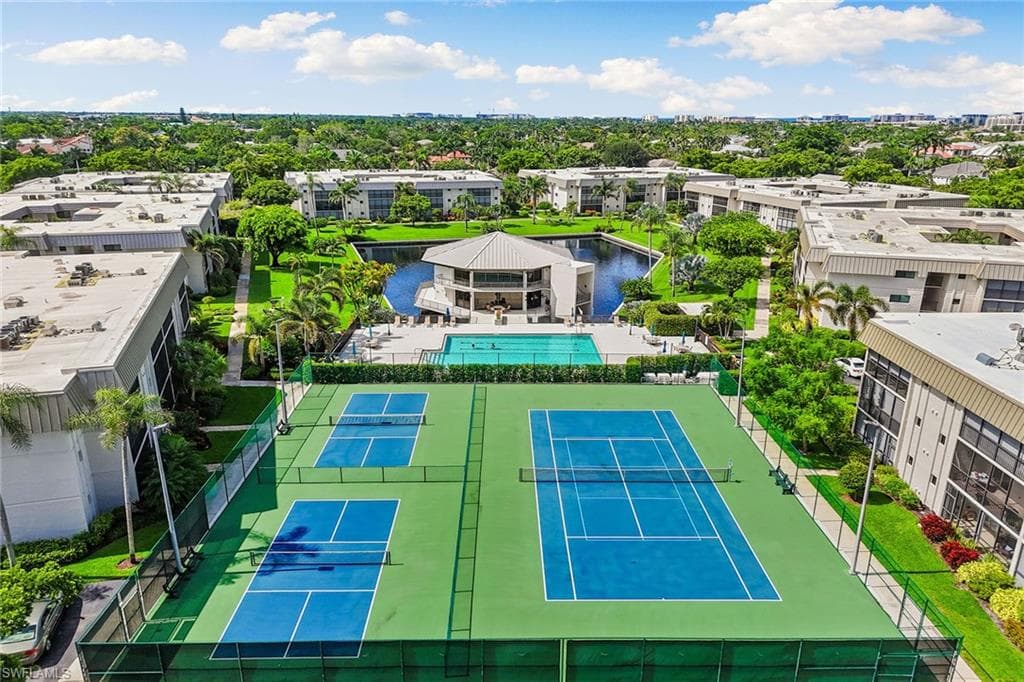 788 Park Shore Dr H20, Naples, FL 34103-20
