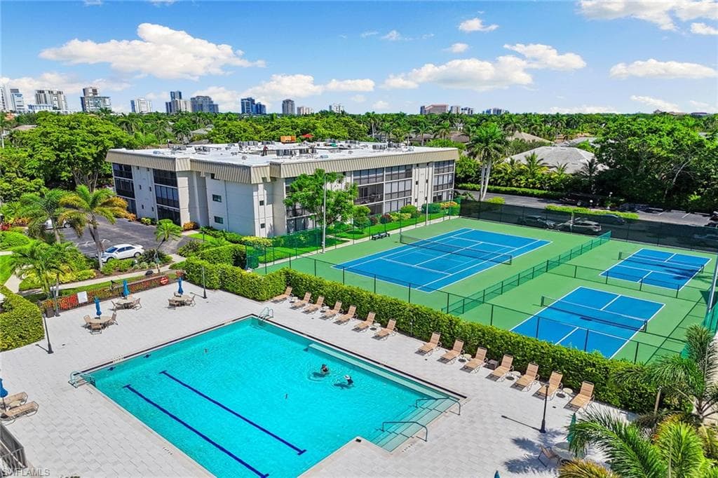 788 Park Shore Dr H20, Naples, FL 34103-21