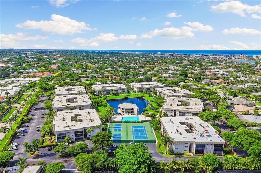 788 Park Shore Dr H20, Naples, FL 34103-35