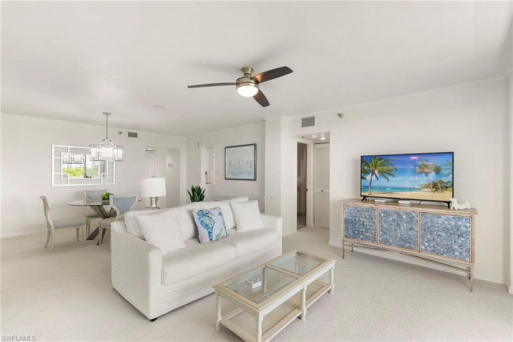 5501 Heron Point Dr 303, Naples, FL 34108-9