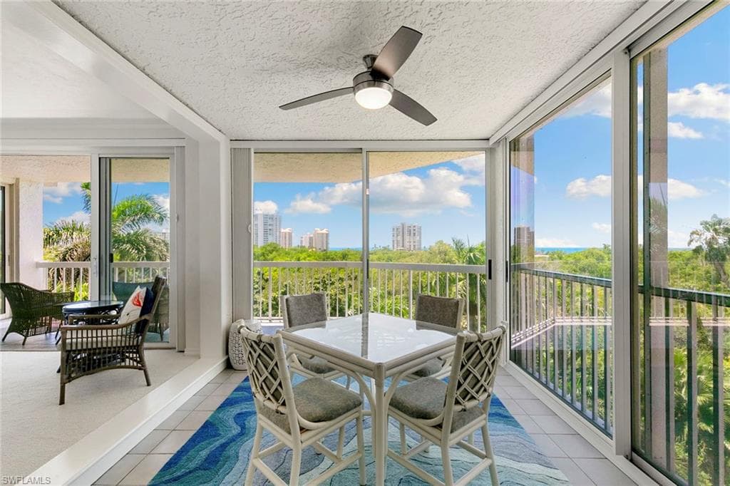 5501 Heron Point Dr 303, Naples, FL 34108-13