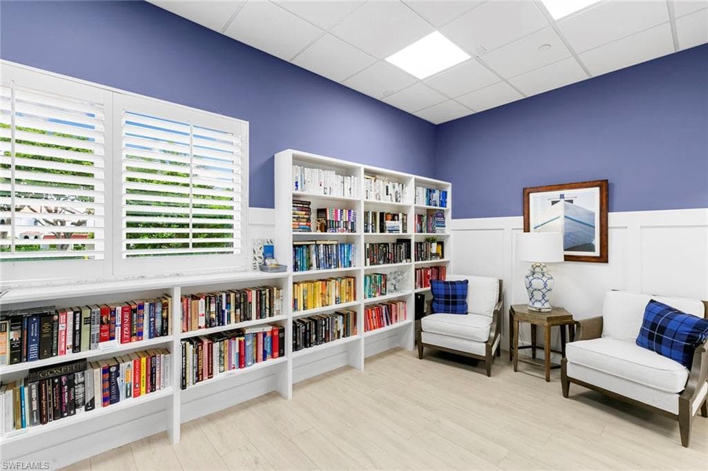 5501 Heron Point Dr 303, Naples, FL 34108-46