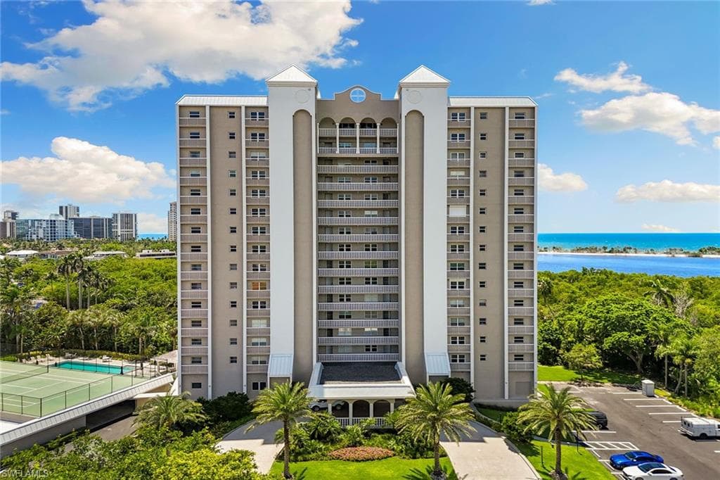5501 Heron Point Dr 303, Naples, FL 34108-50