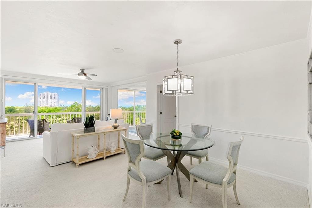 5501 Heron Point Dr 303, Naples, FL 34108-5