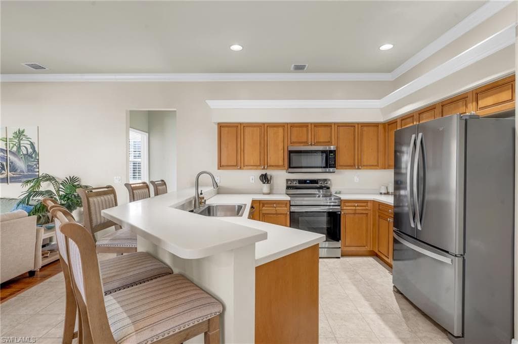 12802 Vista Pine Cir, Fort Myers, FL 33913-8