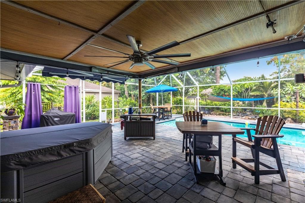 2667 River Reach Dr, Naples, FL 34104-29