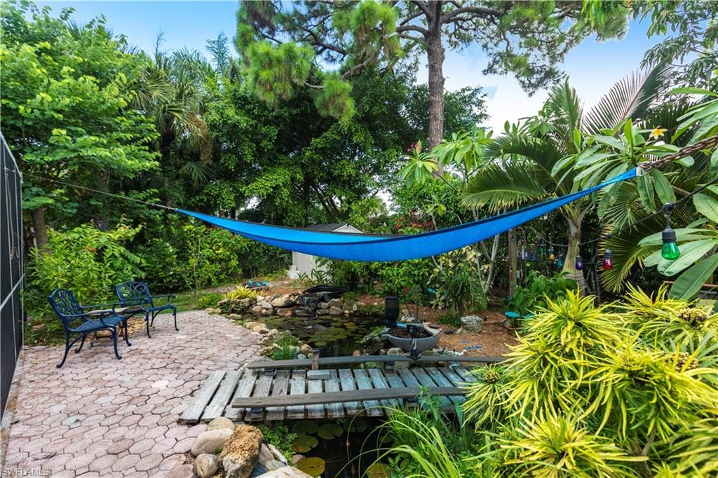 2667 River Reach Dr, Naples, FL 34104-37