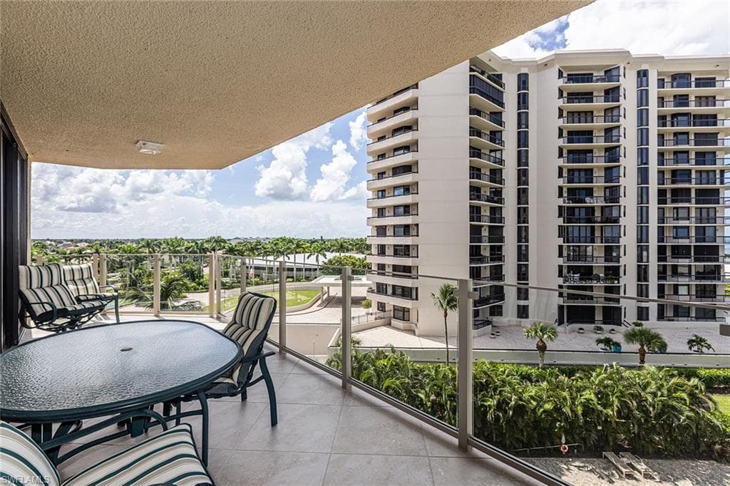 176 Collier Blvd 607, Marco Island, FL 34145-21