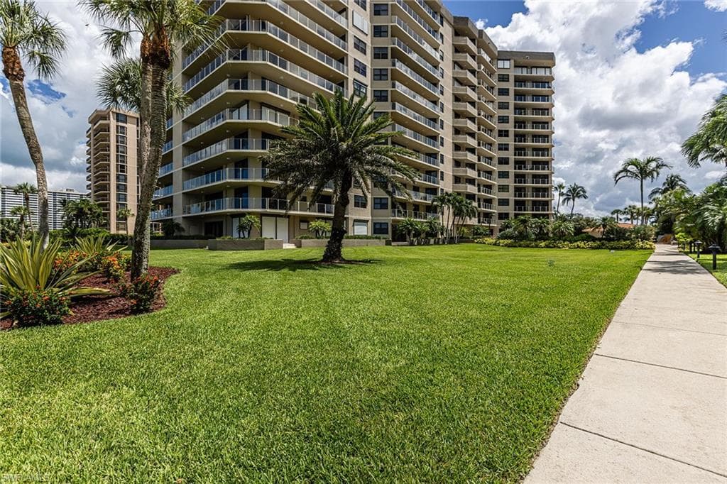 176 Collier Blvd 607, Marco Island, FL 34145-38