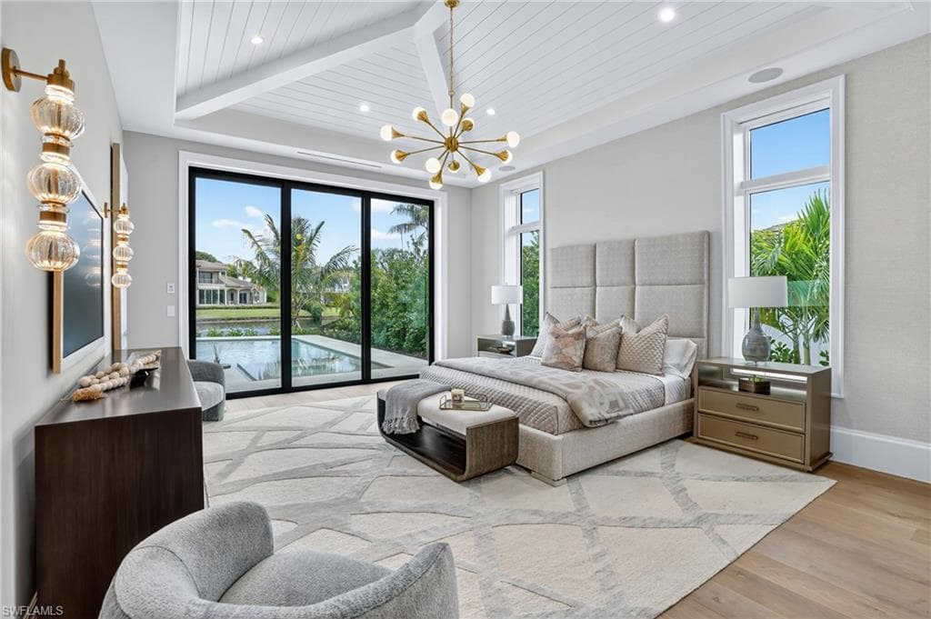 4836 Crayton Rd, Naples, FL 34103-21