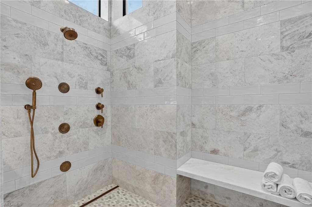 4836 Crayton Rd, Naples, FL 34103-25