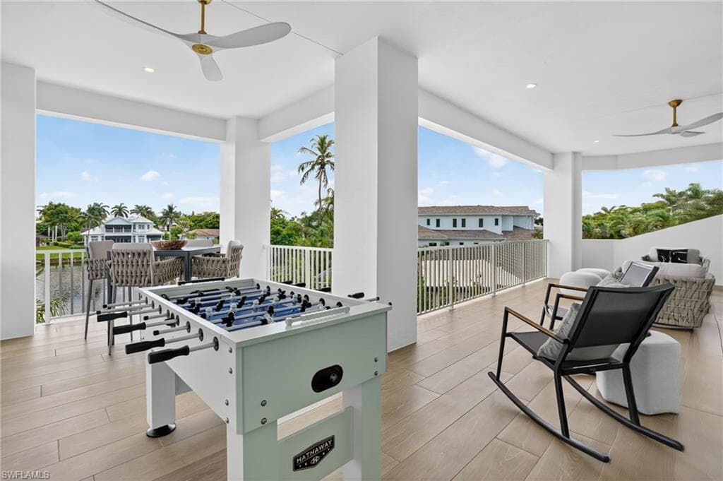 4836 Crayton Rd, Naples, FL 34103-43