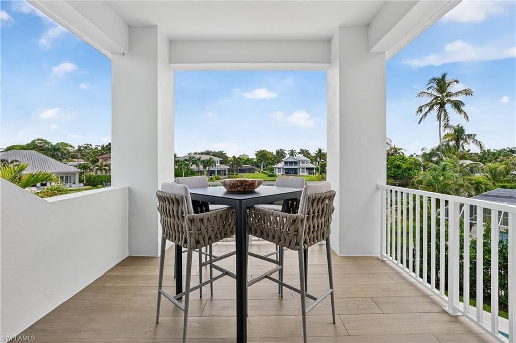 4836 Crayton Rd, Naples, FL 34103-45