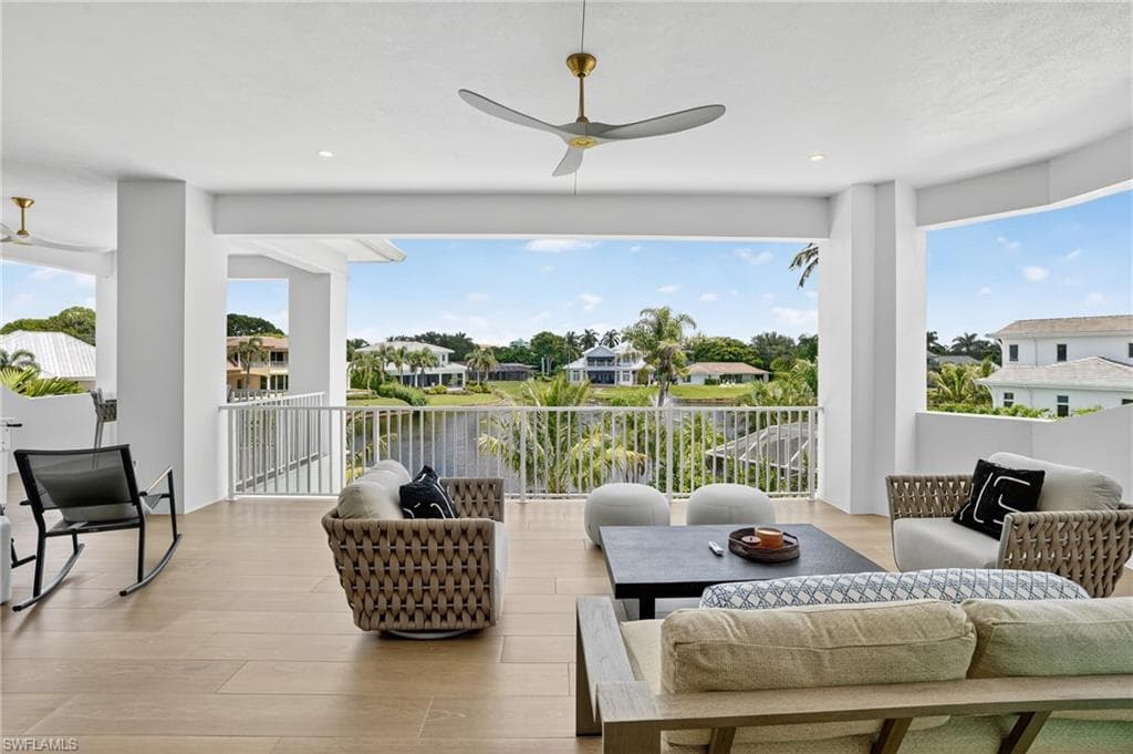 4836 Crayton Rd, Naples, FL 34103-46