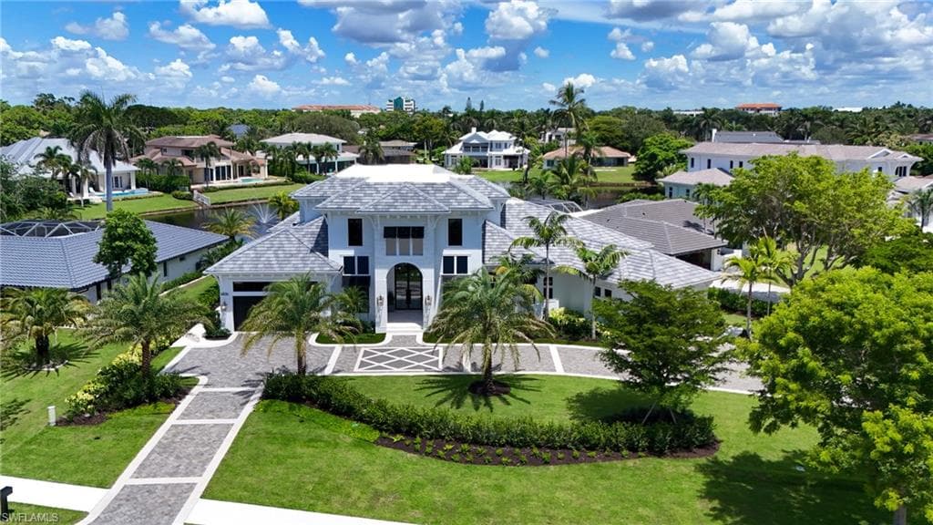 4836 Crayton Rd, Naples, FL 34103-4