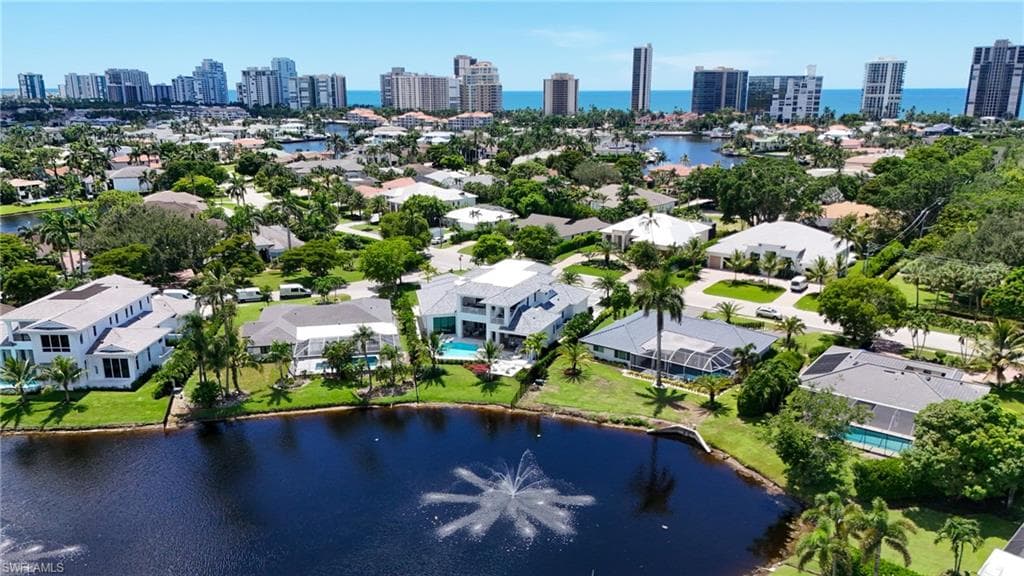 4836 Crayton Rd, Naples, FL 34103-6