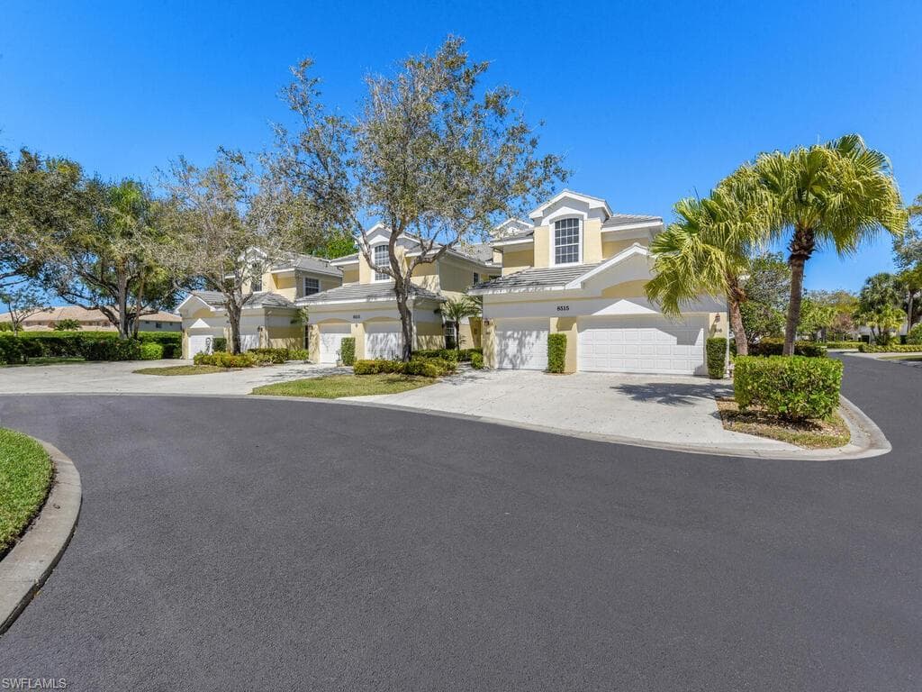 8515 Mystic Greens Way 106, Naples, FL 34113-2