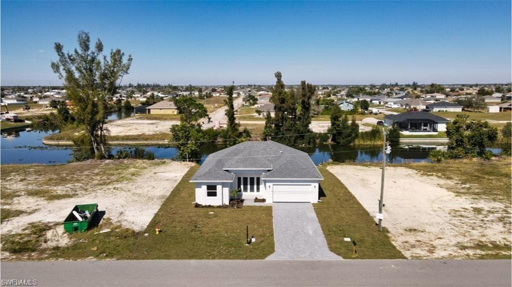 121 8th Ter, Cape Coral, FL 33909-2