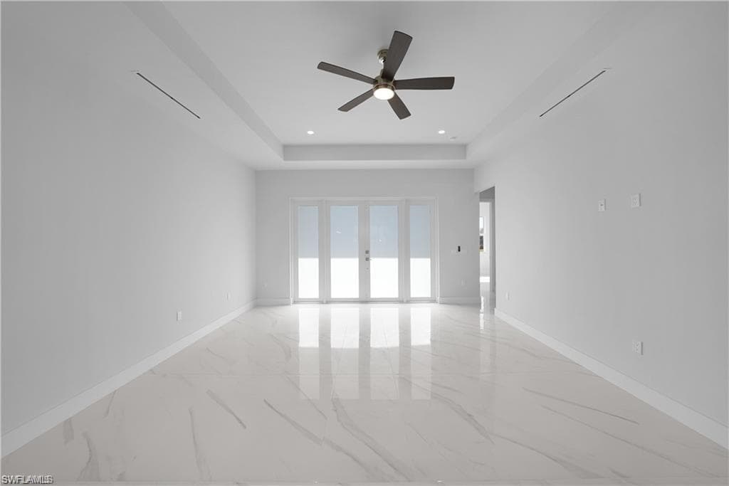 121 8th Ter, Cape Coral, FL 33909-39