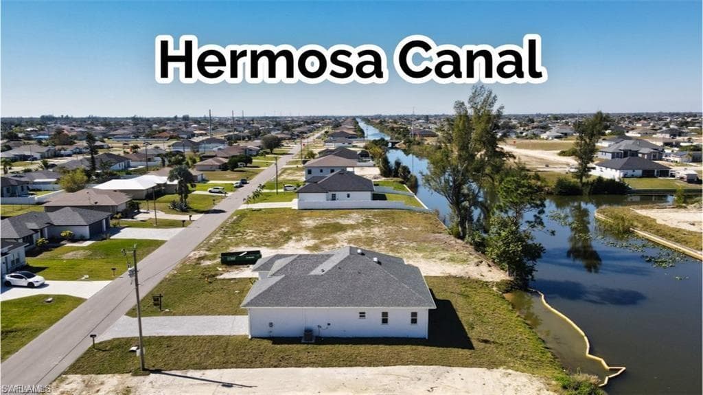 121 8th Ter, Cape Coral, FL 33909-4