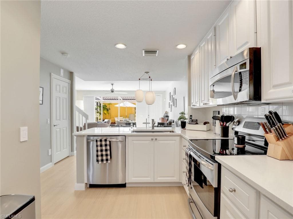28688 Alessandria Cir, Bonita Springs, FL 34135-12