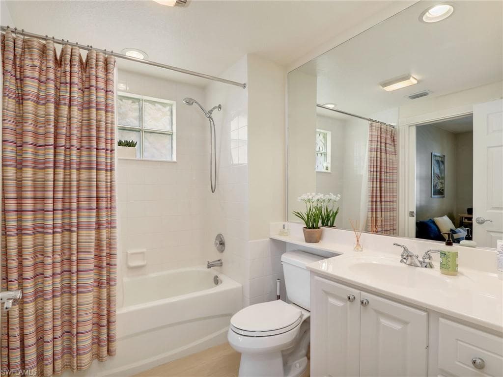 28688 Alessandria Cir, Bonita Springs, FL 34135-16