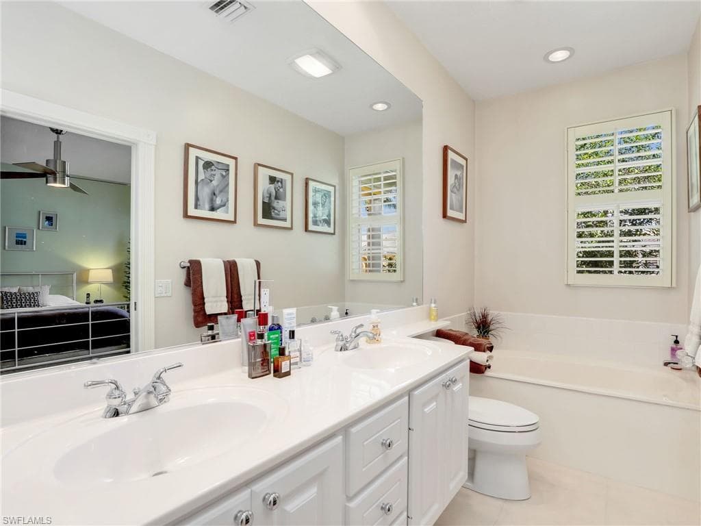 28688 Alessandria Cir, Bonita Springs, FL 34135-20