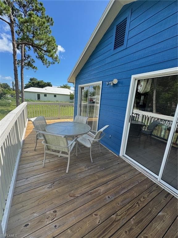 26330 Coventry Ln, Bonita Springs, FL 34135-5