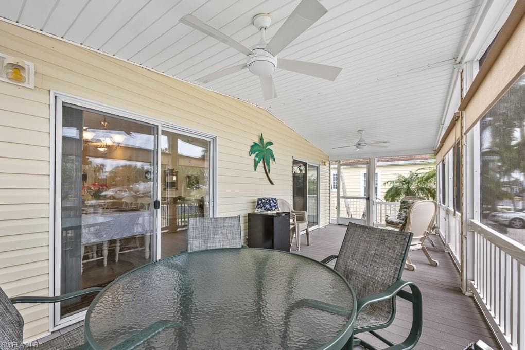 1328 Amethyst Lake Ln, Naples, FL 34114-11