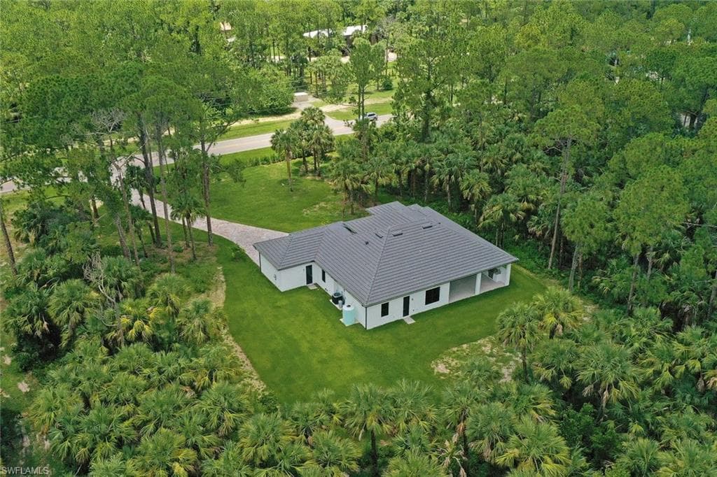 834 Wilson Blvd N, Naples, FL 34120-32