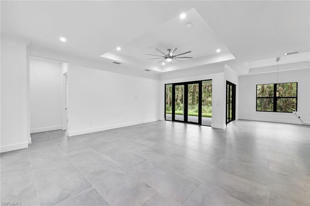 834 Wilson Blvd N, Naples, FL 34120-8
