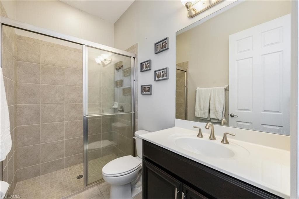 11157 Monte Carlo Blvd, Bonita Springs, FL 34135-36