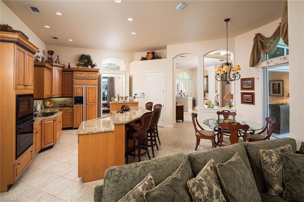 1182 Dimock Ln, Naples, FL 34110-9