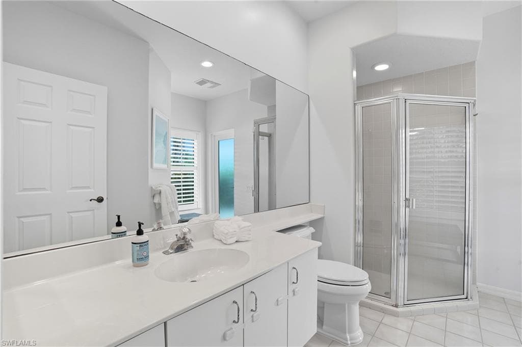 8192 Lowbank Dr, Naples, FL 34109-40