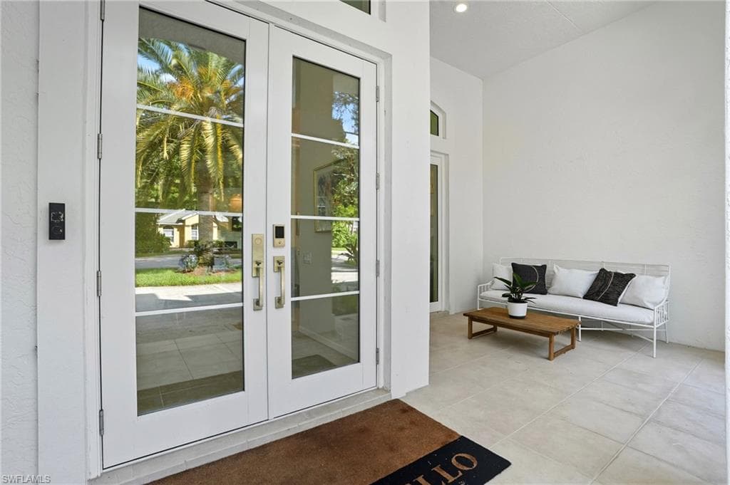 8192 Lowbank Dr, Naples, FL 34109-5