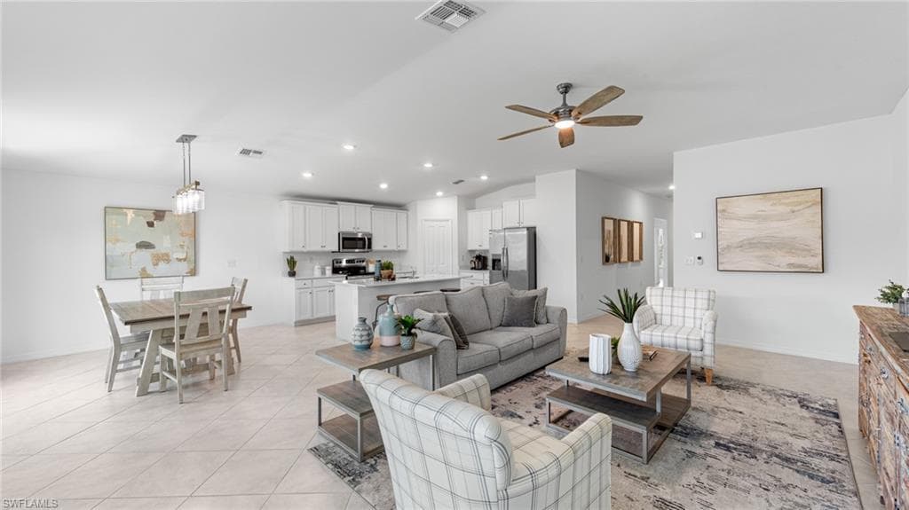 4016 4th St W, Lehigh Acres, FL 33971-10