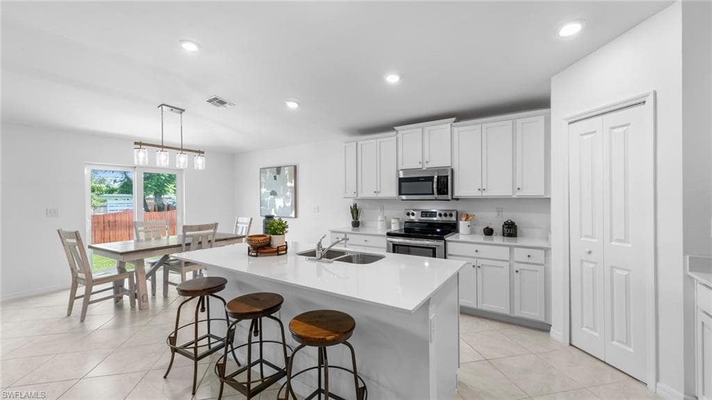 4016 4th St W, Lehigh Acres, FL 33971-12