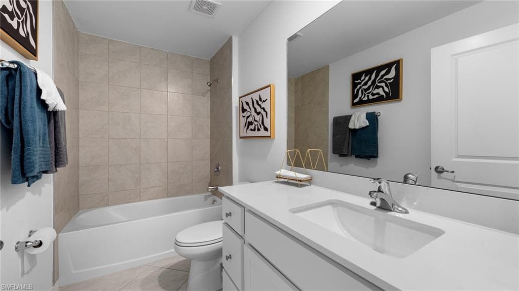 4016 4th St W, Lehigh Acres, FL 33971-20
