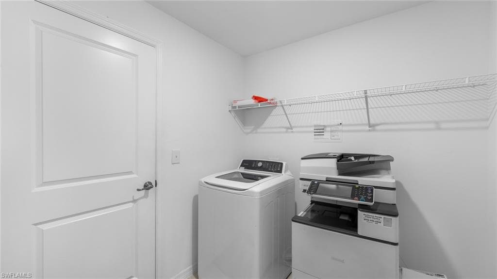 4016 4th St W, Lehigh Acres, FL 33971-26
