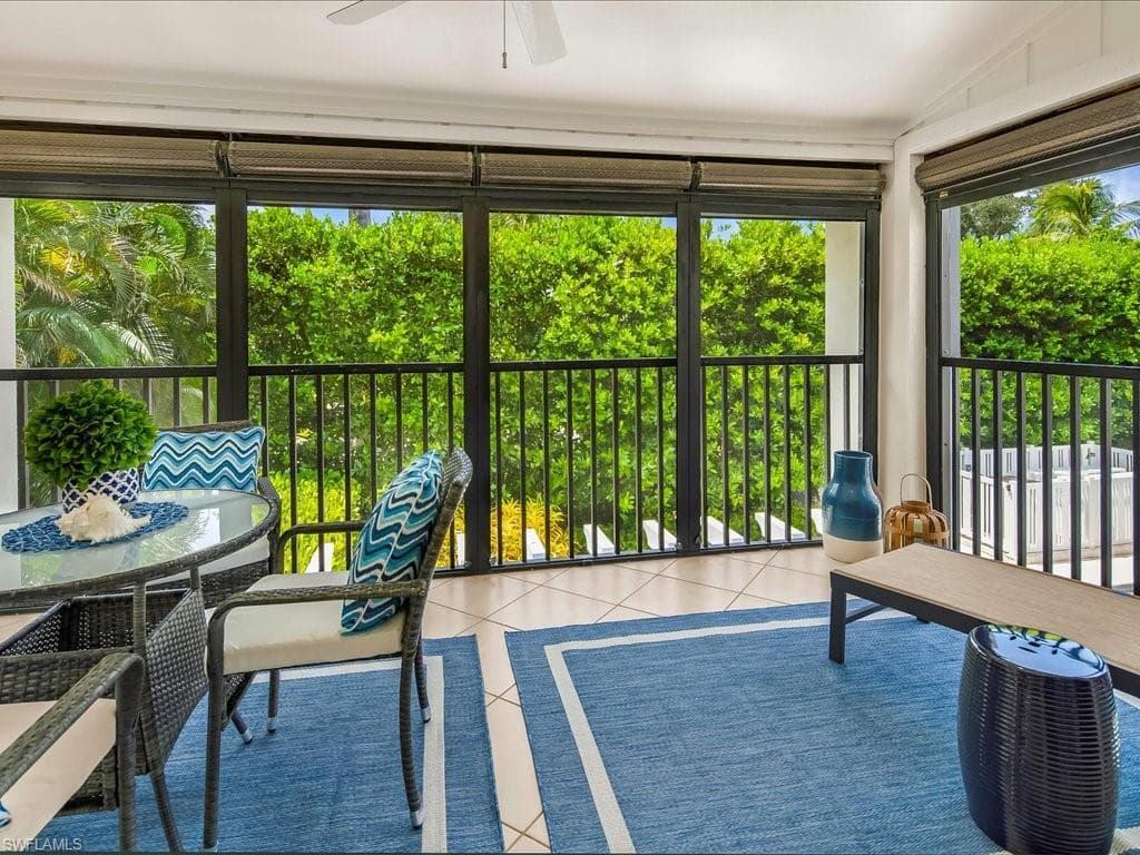 741 10th Ave S E, Naples, FL 34102-10